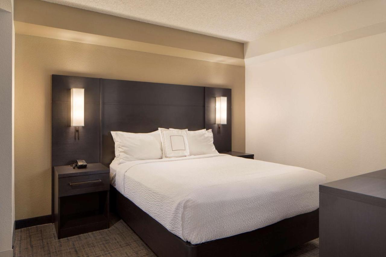 Sonesta Es Suites Fresno Exteriér fotografie