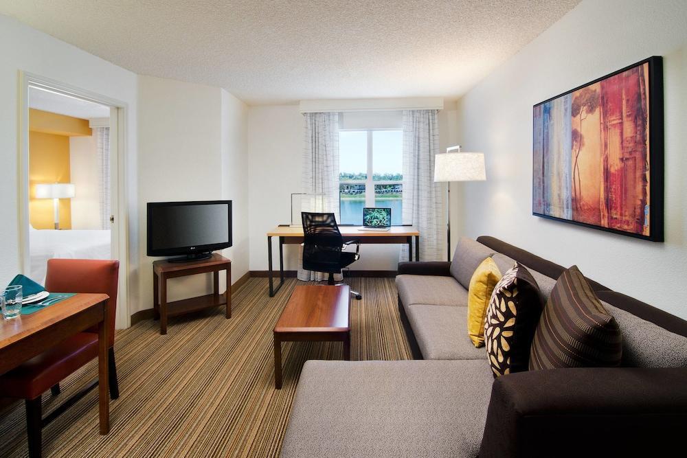 Sonesta Es Suites Fresno Exteriér fotografie