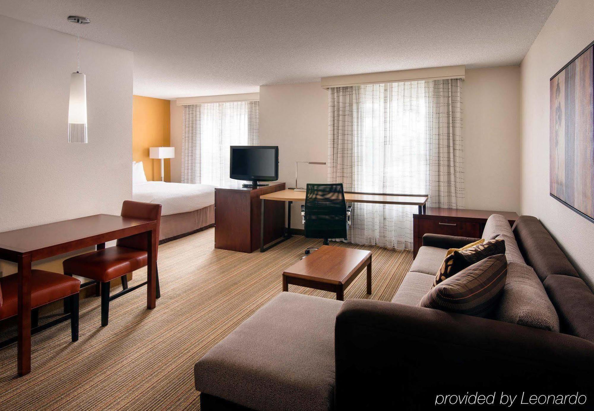 Sonesta Es Suites Fresno Exteriér fotografie